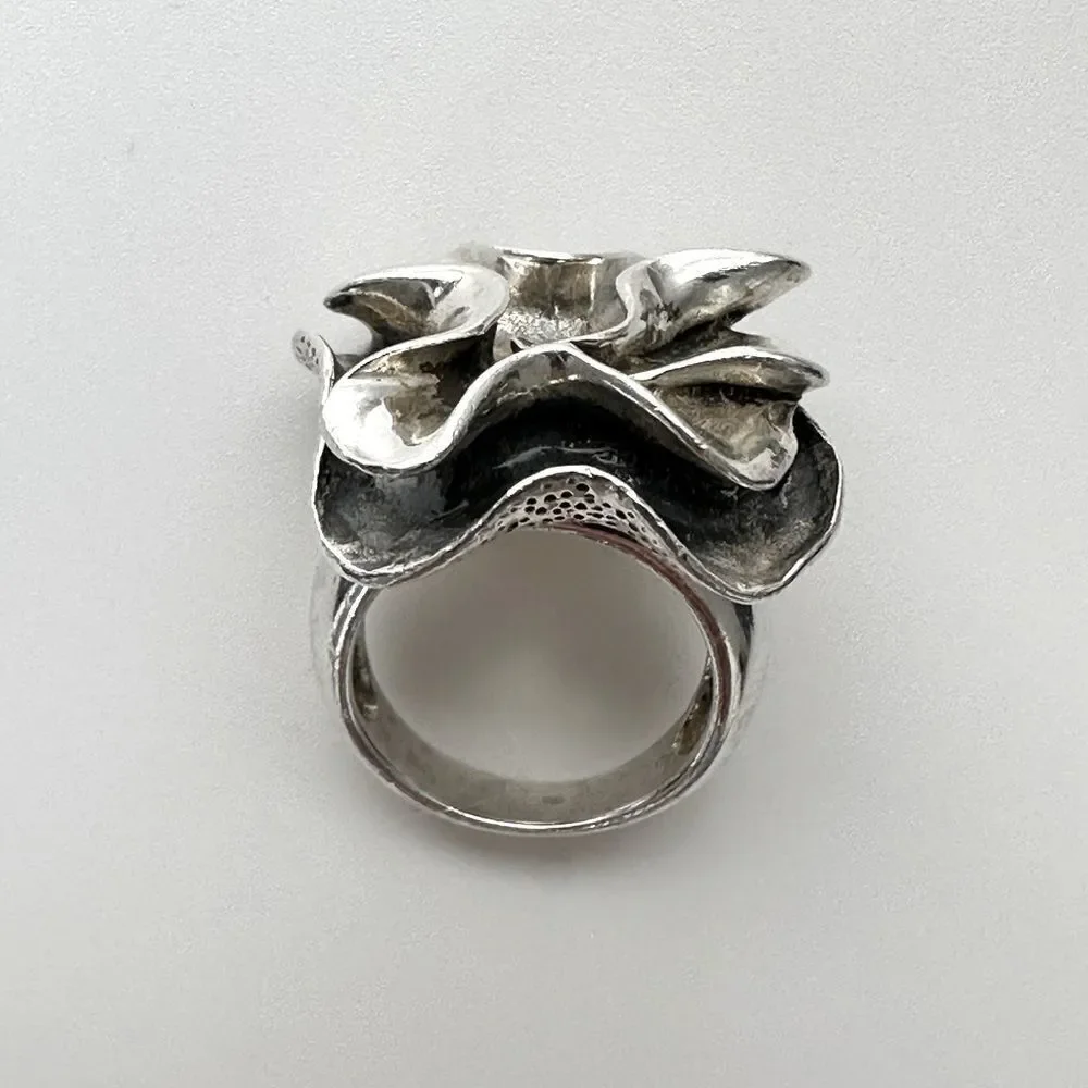 Silpada Retired R1809 Bold Oxidized Sculpted Flower Ring Size 5